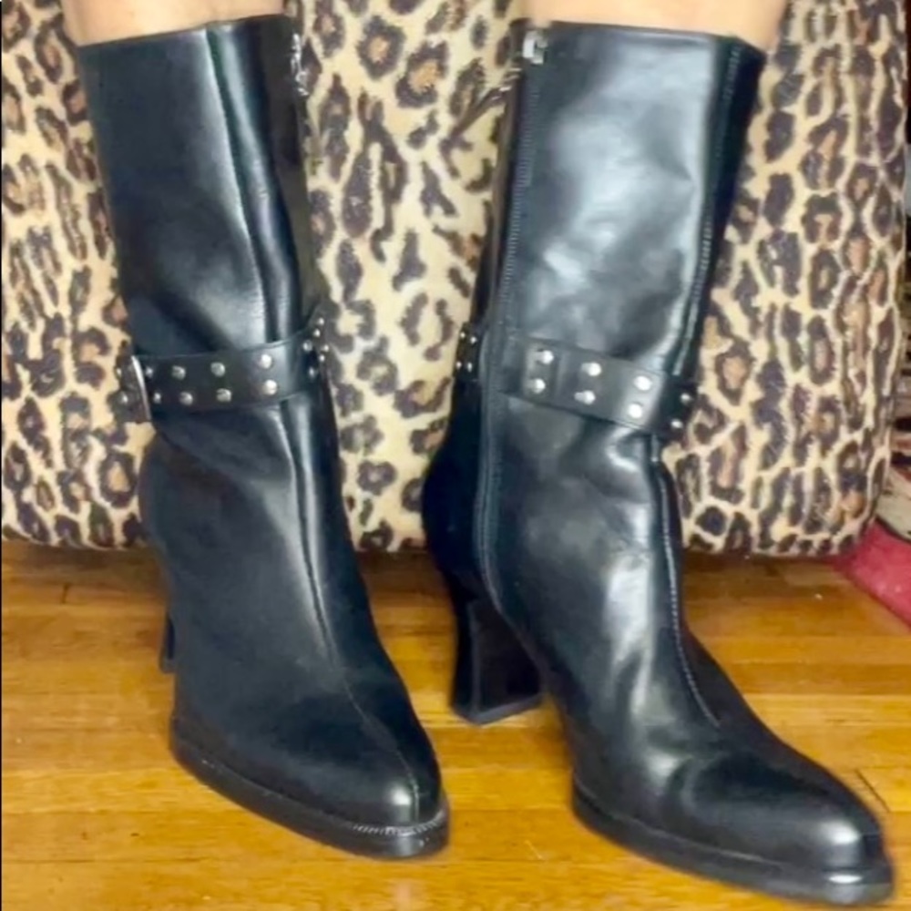 Ladies Harley Davidson
3” Heel Mid-Calf Black
Leather Boots, size 6